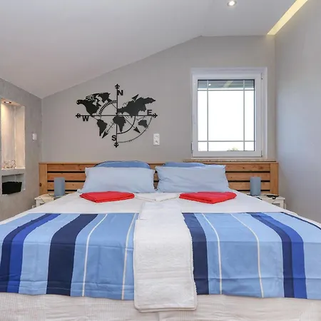 Apartment App 5 Zaton Sonnenterrasse Fussbodenheizung Einzigartig Auch Im Herbst Und Winter