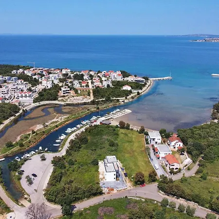 App 5 Zaton Sonnenterrasse Fussbodenheizung Einzigartig Auch Im Herbst Und Winter * Zaton (Zadar)