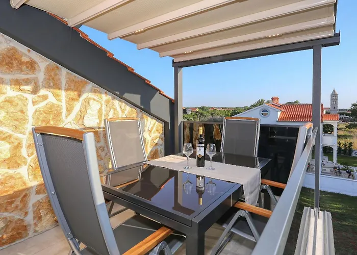 Apartamento App 5 Sonnenterrasse Fussbodenheizung Einzigartig Auch Im Herbst Und Winter Zaton (Zadar)