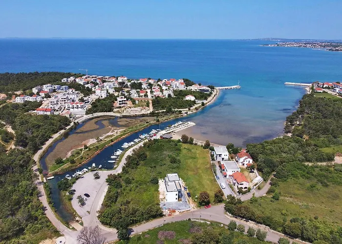 App 5 Sonnenterrasse Fussbodenheizung Einzigartig Auch Im Herbst Und Winter * Zaton (Zadar)